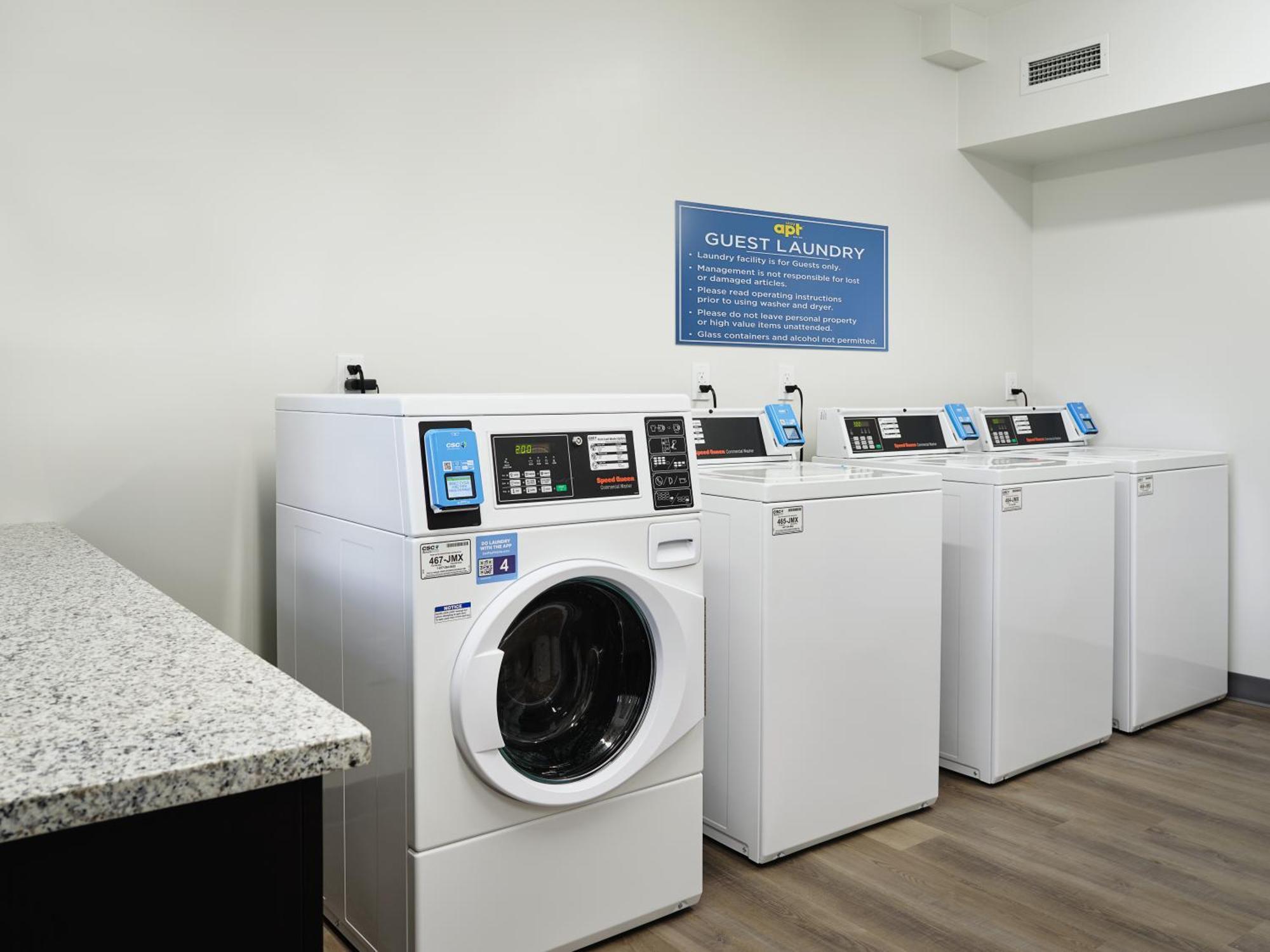 Stayapt Suites College Station Брайън Екстериор снимка