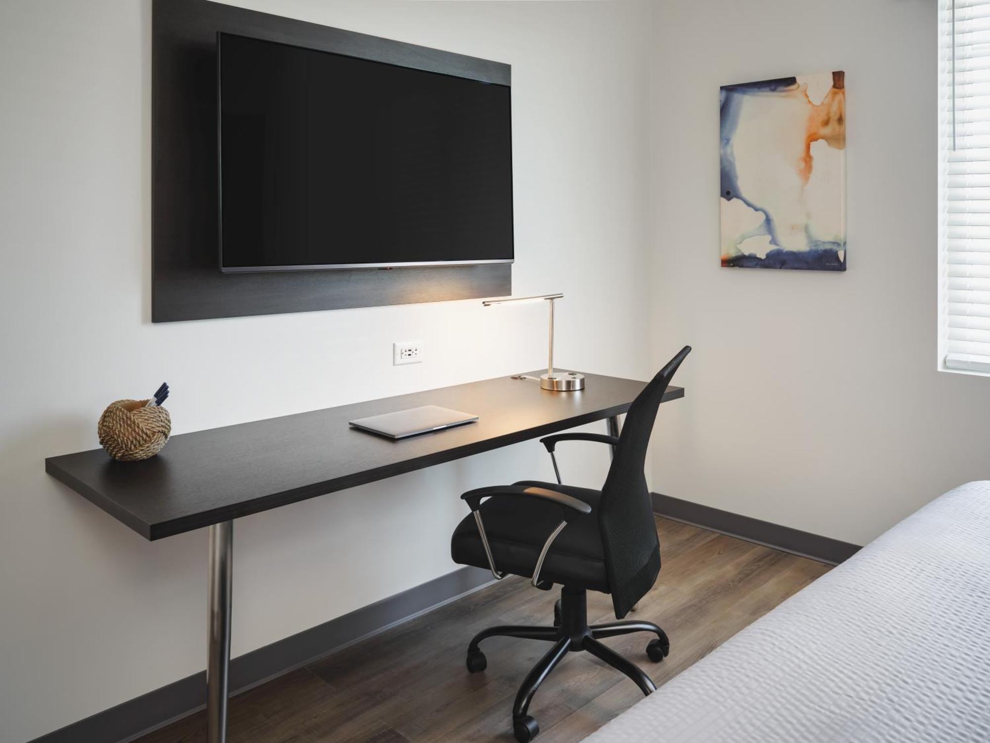 Stayapt Suites College Station Брайън Екстериор снимка